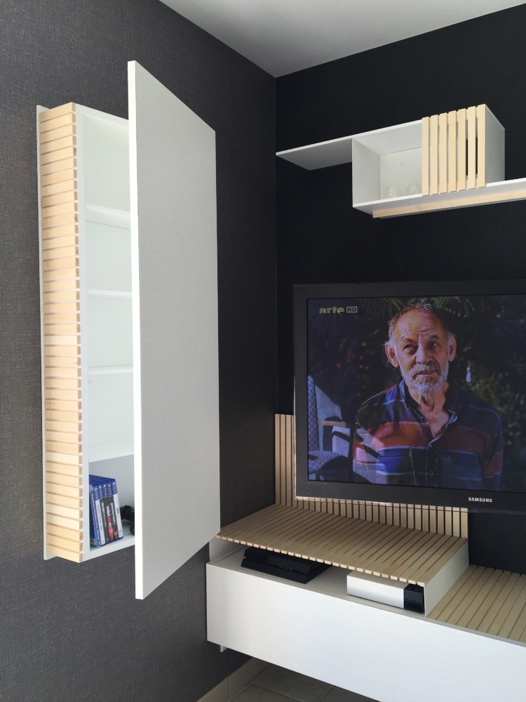 Meuble-Tv-sur mesure-blanc-bois