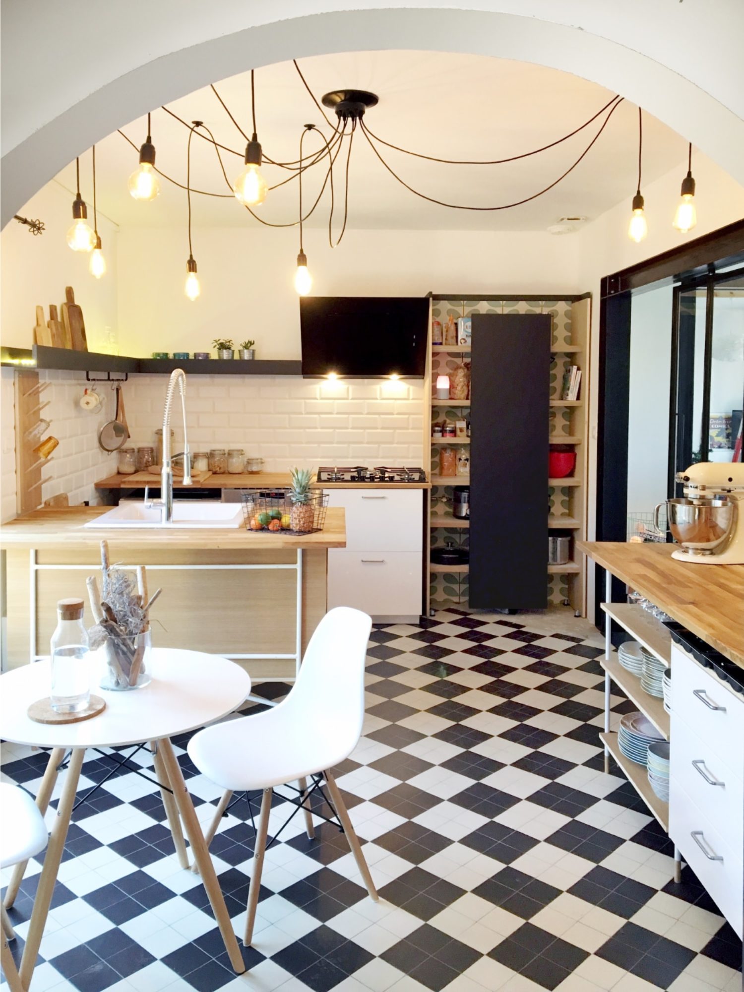 CUISINE • Création d’une cuisine originale dans une maison rénovée à Toulouse