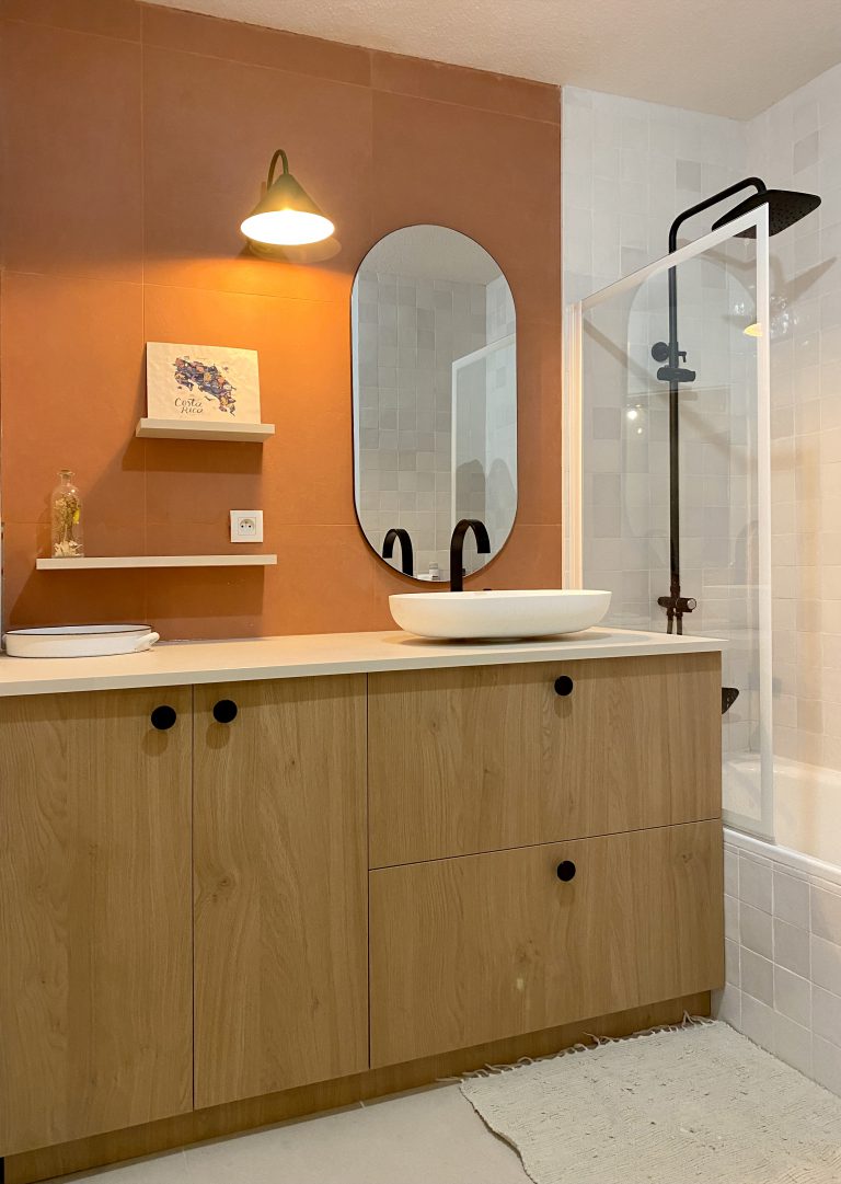 meuble salle de bain chêne carrelage terracotta